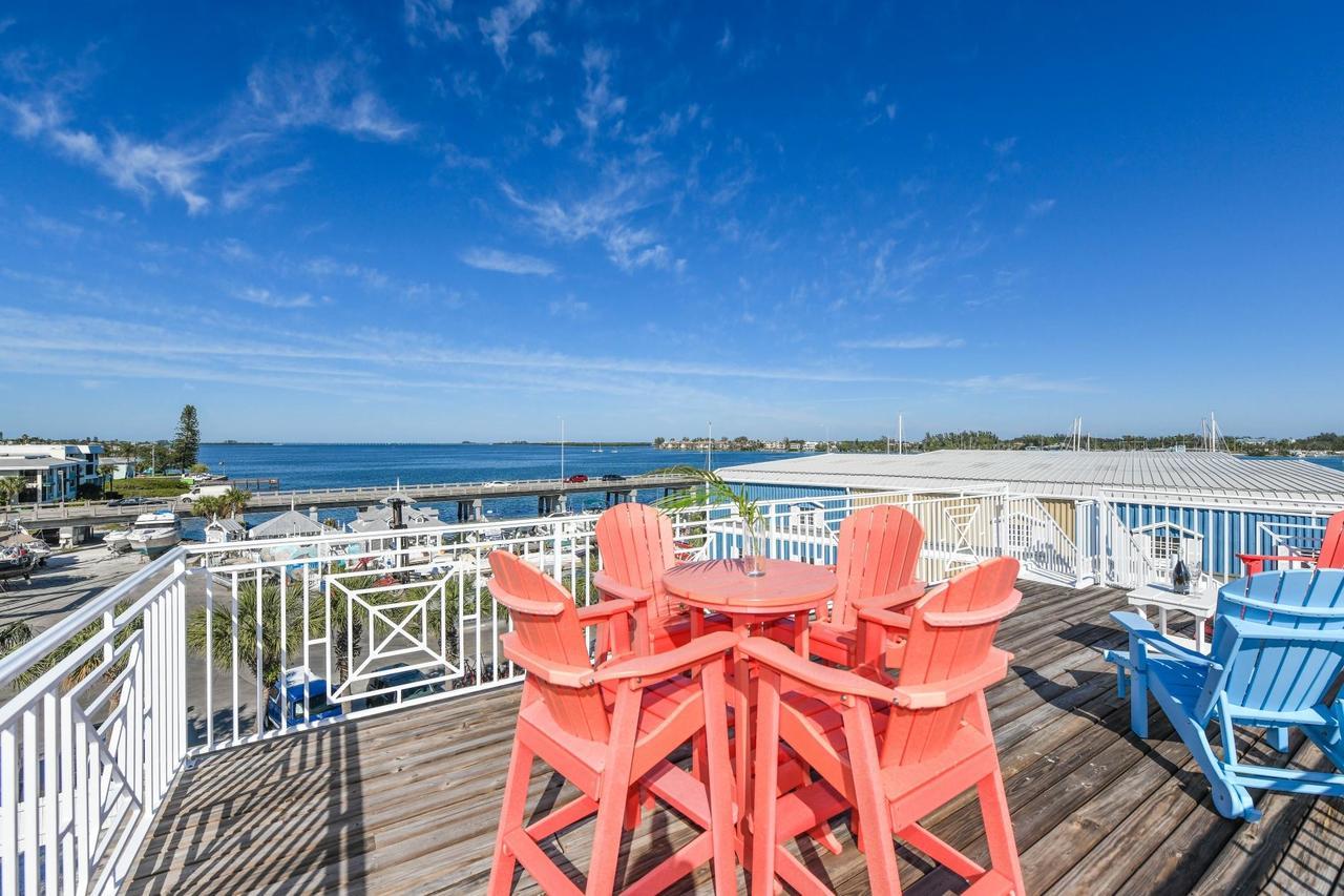Nautical Tides Villa Bradenton Beach Eksteriør bilde