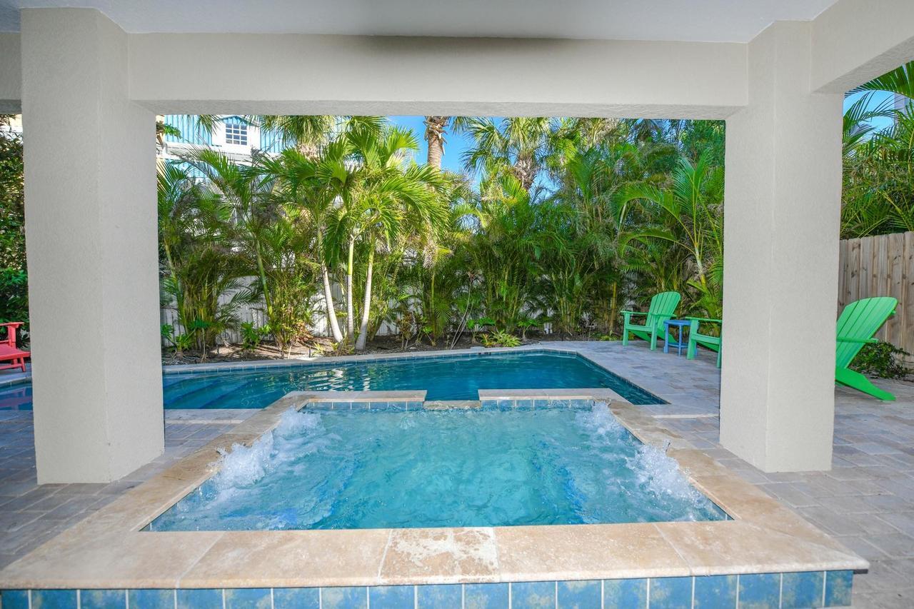 Nautical Tides Villa Bradenton Beach Eksteriør bilde
